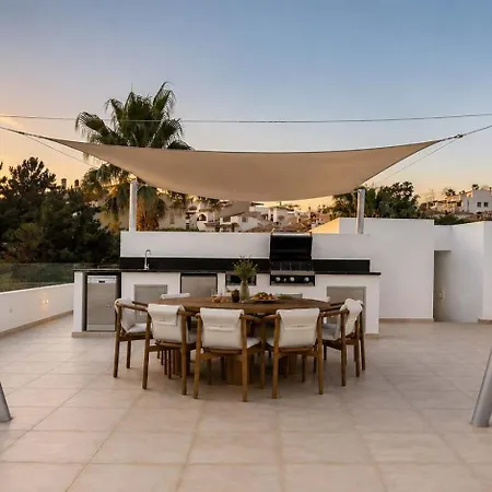 Campanario Ii Pool Views Modern * Εστεπόνα