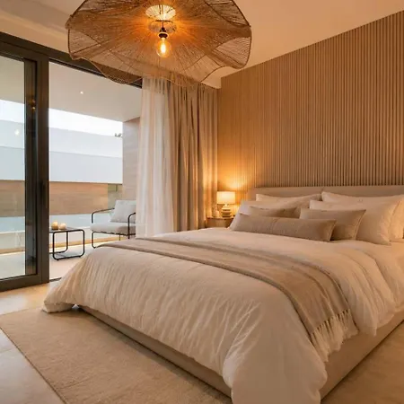 Campanario Ii Pool Views Modern * Εστεπόνα